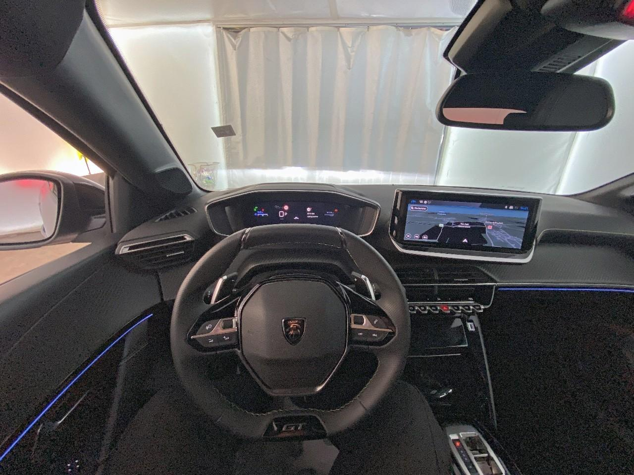 Peugeot 208 hybrid 145 ch e-dcs6 gt — photo 12