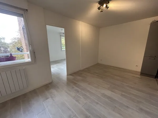 À louer - Appartement T2 de 34 m² avec cave et box de statio