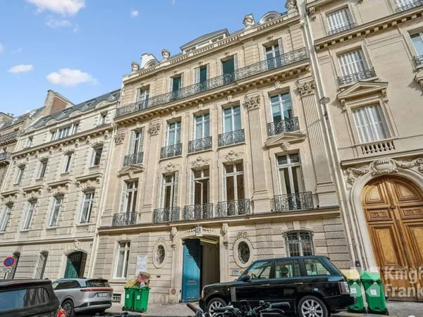 Location Bureaux Paris 75008