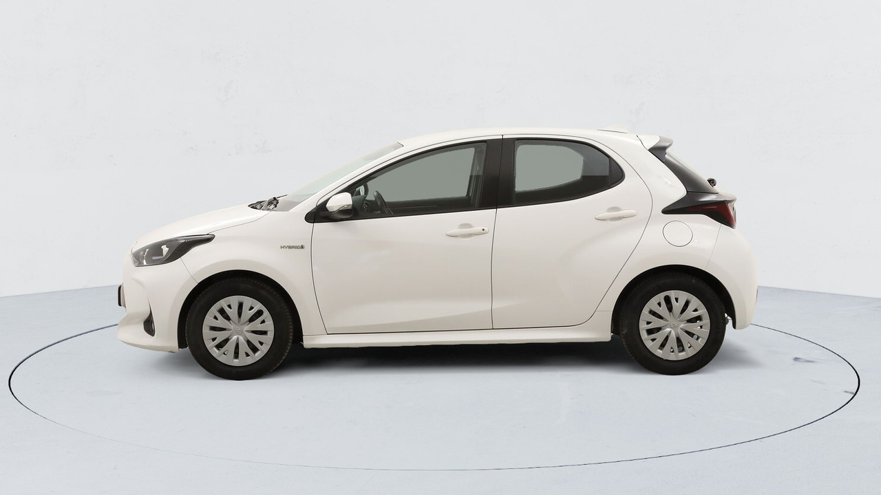 Toyota Yaris 4 — photo 2