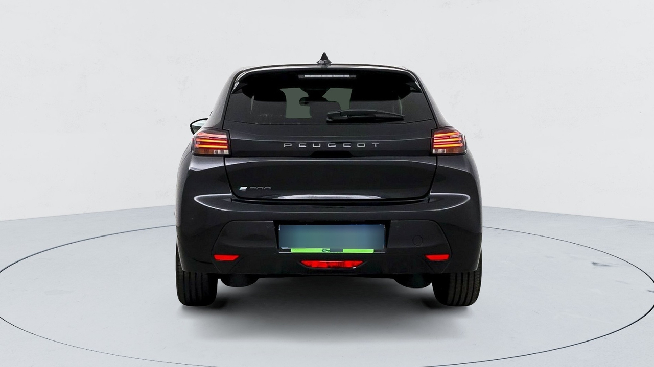 Peugeot 208 — photo 4