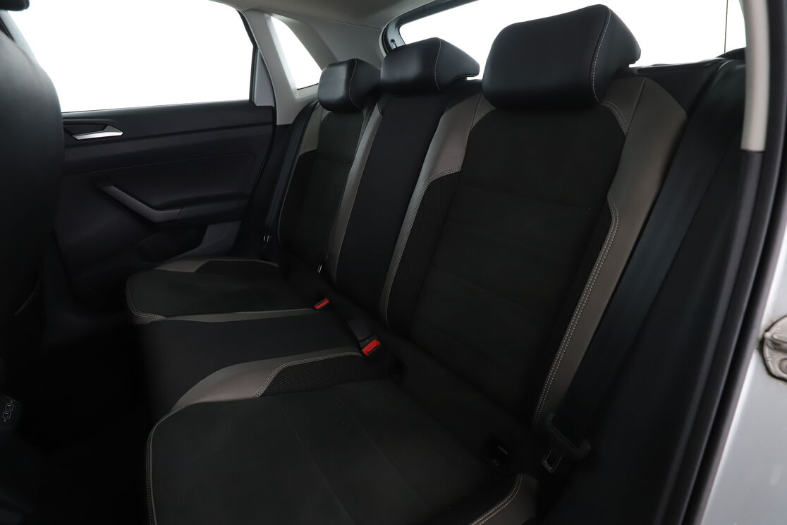 Volkswagen Polo 1.0 TSI Carat — photo 14