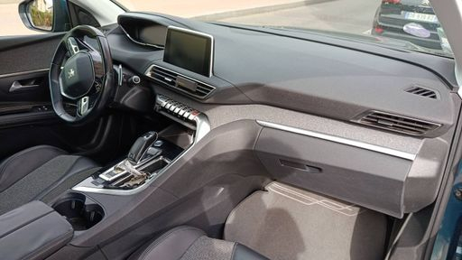 Peugeot 5008 1.2 PureTech 130 EAT6 - Allure – 2018 – 112488 km – Essence – Boîte Automatique — photo 25