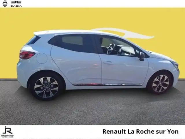 Renault Clio 1.5 blue dci 100ch evolution — photo 4