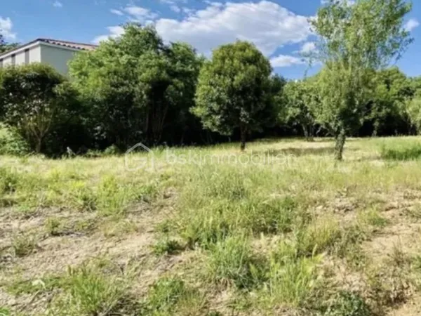 Terrain 567 m²