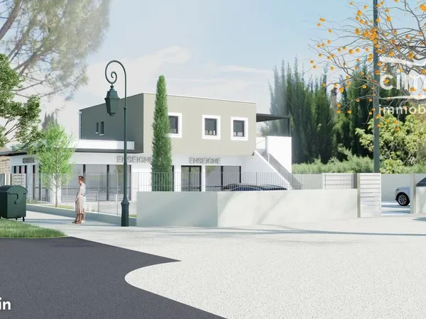 Boutique 85 m² Mazan