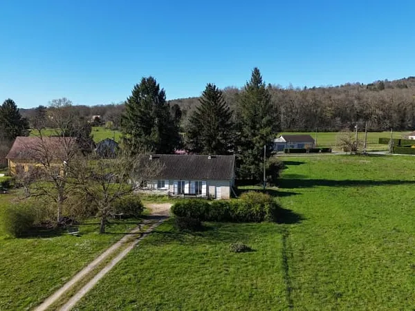 Maison 4 pièces - 96m² avec garage/atelier