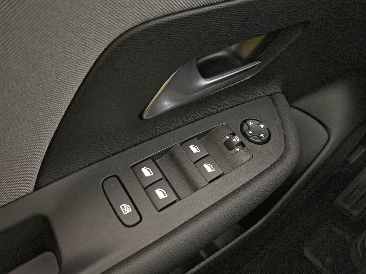 Opel Mokka electrique 156 ch & batterie 54 kwh edition — photo 19