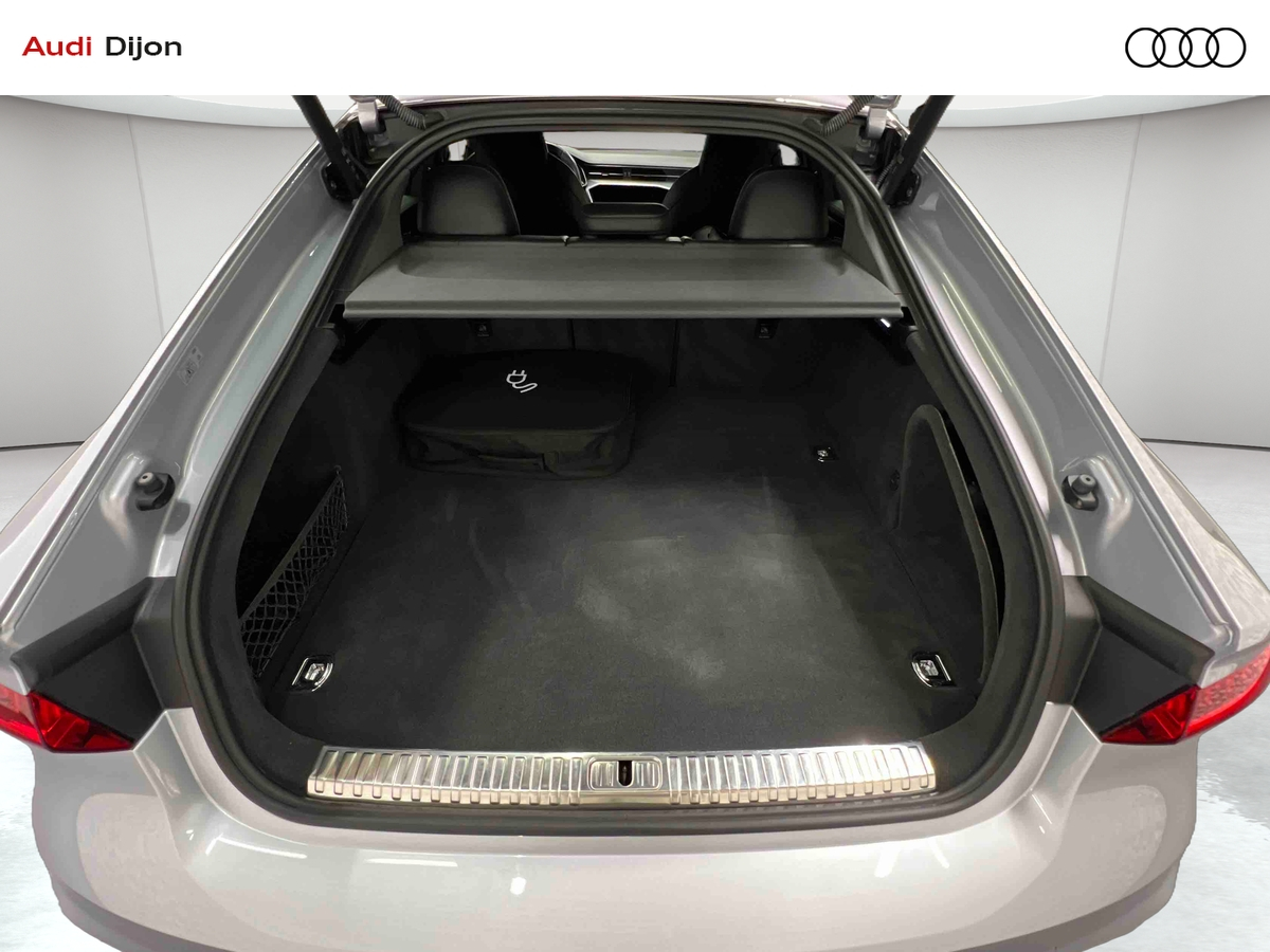 Audi A7 Sportback 55 TFSIe 367 S tronic 7 Quattro — photo 13