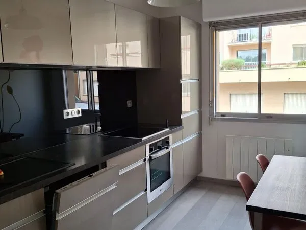 Appartement T2 - 53m2 Résidence calme et sécurisée