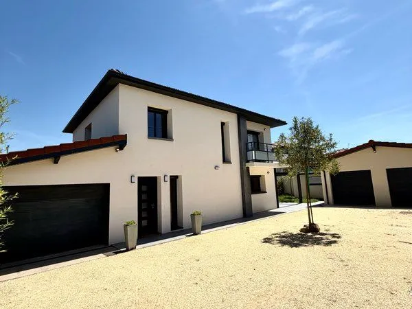 Villa 5 pièces 128m2 Entièrement Rénovée