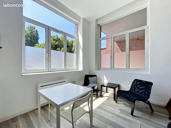 Studio 1 pièce 16 m²
