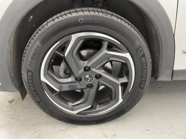 Peugeot 208 puretech 100 s&amp;s eat8 — photo 17