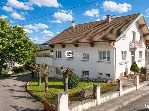 Maison 7 pièces 222 m²