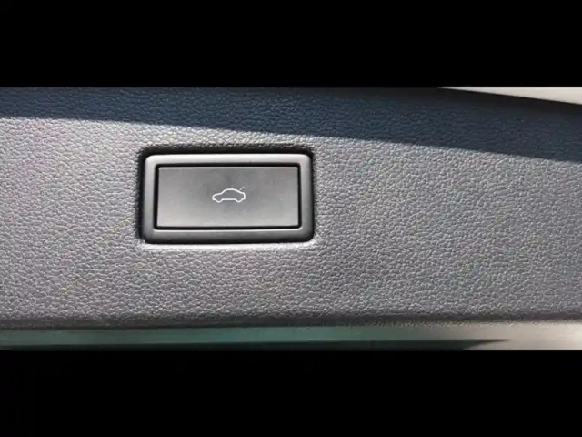 Volkswagen Tiguan 2.0 tdi 150ch life plus dsg7 — photo 13