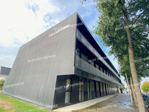 A louer bureaux de 119m² Saint Herblain Atlatnis