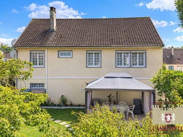 Maison 5 pièces 95 m²