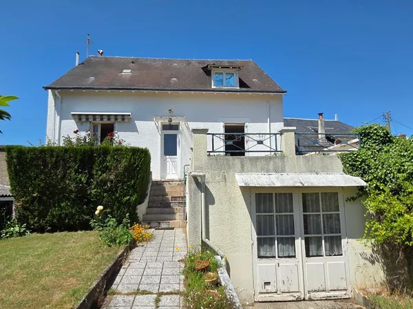 Proche centre ville jolie maison, jardin au calme