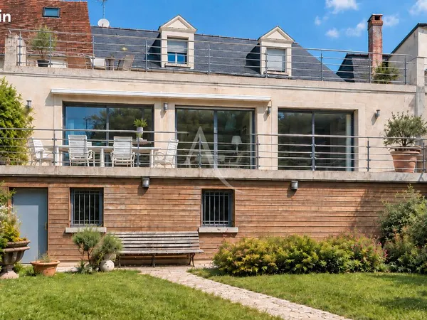 Maison 8 pièces 294 m²