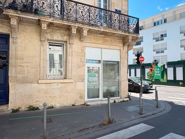 Bureaux professionnels Bordeaux Gare Saint-Jean - Charges comprises