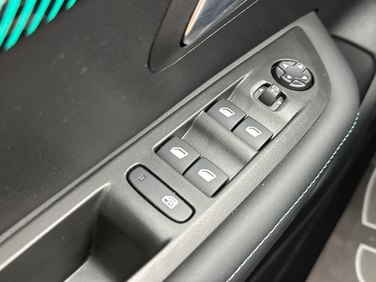 Peugeot 208 puretech 100 s&s bvm6 allure — photo 15