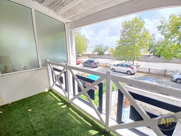 Appartement d'exception en première ligne - ANDERNOS