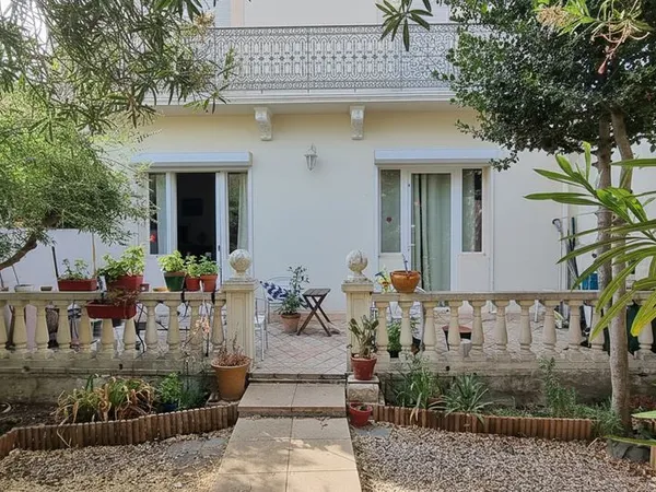 Propriété en Viager 6 pièces 148 m²