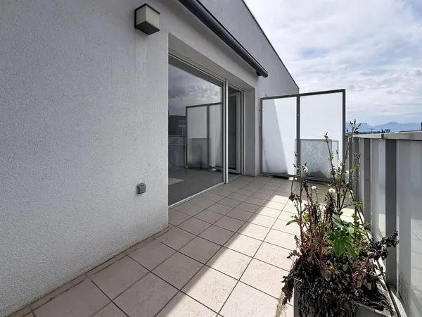 T2 récent 44 m² avec terrasse + cave - Résidence sécurisée (2019) - Proche centre-ville