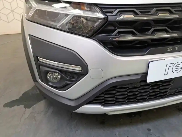 Dacia Sandero tce 90 cvt - 22 — photo 9