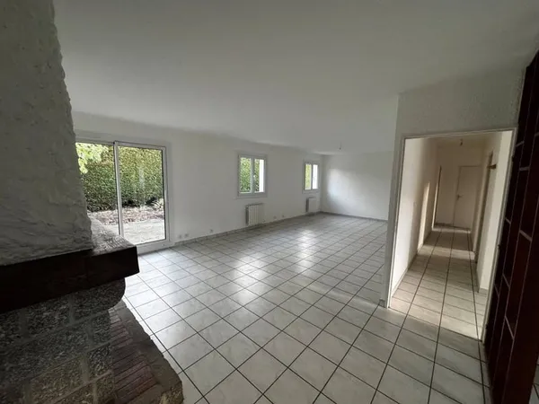 Maison de plain-pied 5 pièces 106 m²