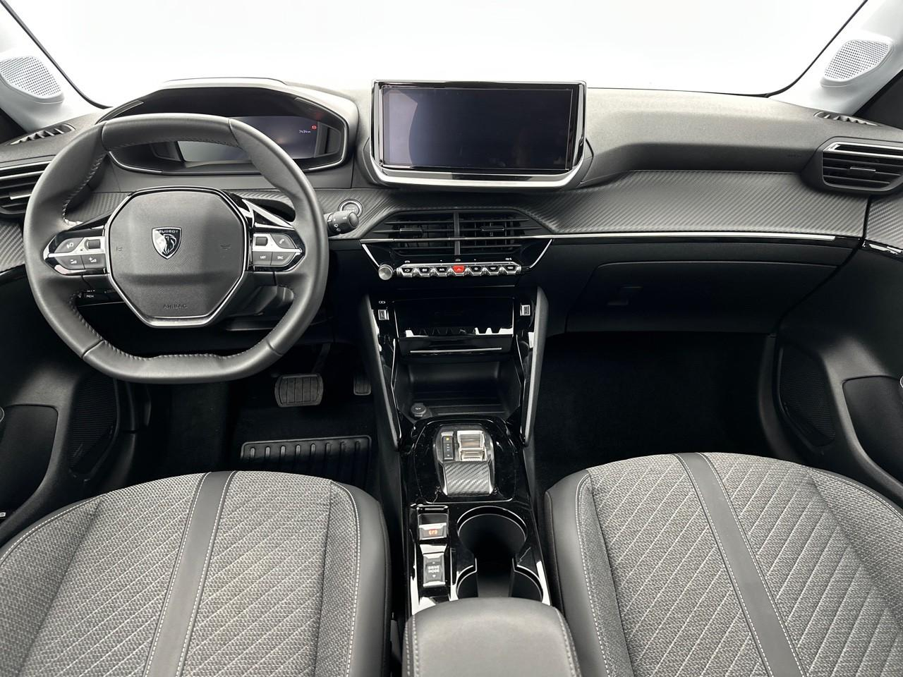 Peugeot 208 electrique 54 kwh 156ch allure — photo 11