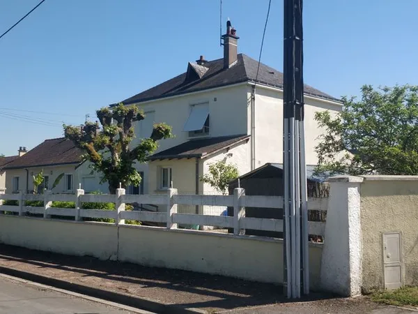 Maison Vente Monts 7p 178m² 260000€