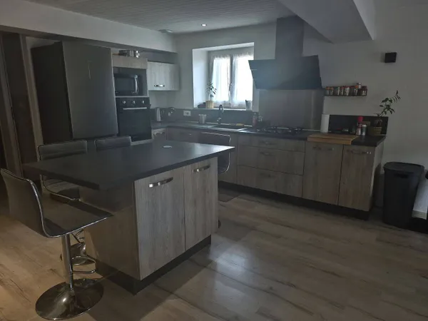 Appartement 2 pièces 75 m²