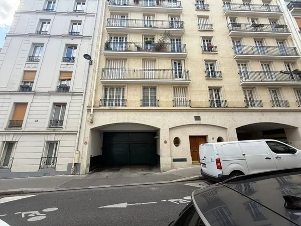 Parking 11 m²