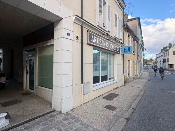Commerce Location Chevreuse 33m² 850€