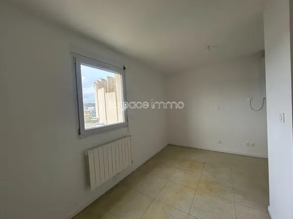 STUDIO AVEC PARKING GRAND QUEVILLY
