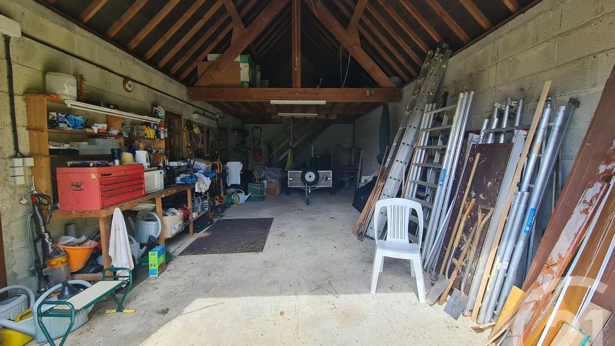 Photo 16