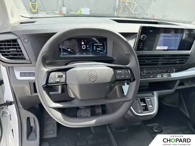 Citroën Jumpy fgn m diesel 150 ch automat. — photo 17