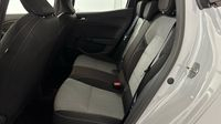 Renault Clio 1.5 Blue dCi 100ch Evolution - 24 auto école — photo 13