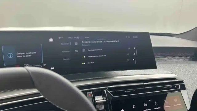 Peugeot 3008 hybrid 145 e-dcs6 — photo 24