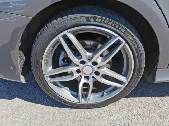 Mercedes Cla 200 d launch edition pack amg — photo 7