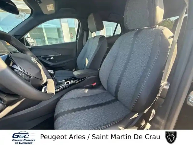 Peugeot 2008 puretech 100 s&amp;s bvm6 — photo 9
