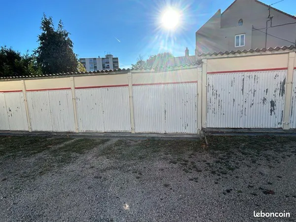 Stationnement Location Le Creusot 45€