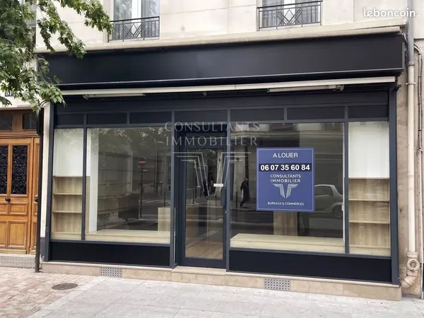 Boutique 85 m² Levallois-Perret