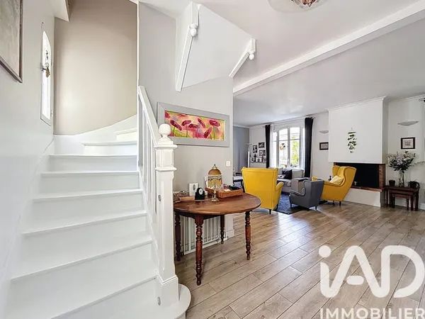 Maison 7 pièces 174 m²