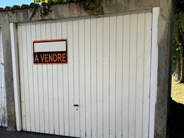 Garage à vendre