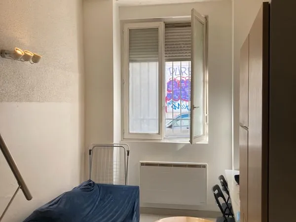 Studio meublé à 530