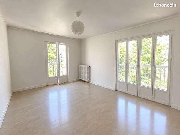 F2 appartement limite le Raincy
