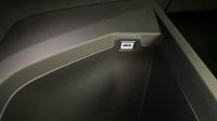 Peugeot 5008 Hybrid 145ch Allure e-DCS6 — photo 30