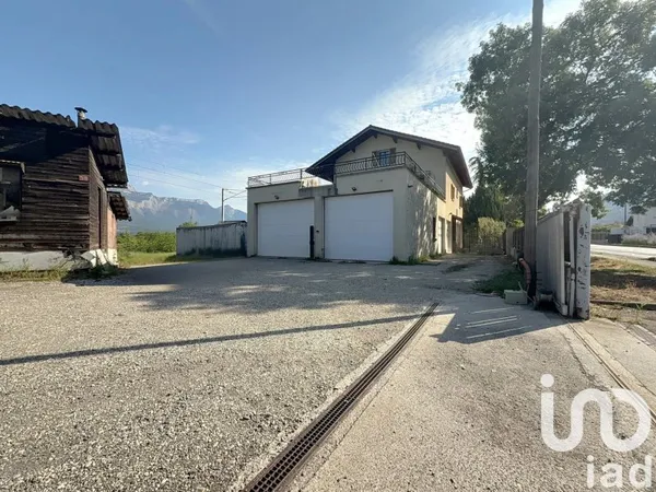Immeuble 277 m²